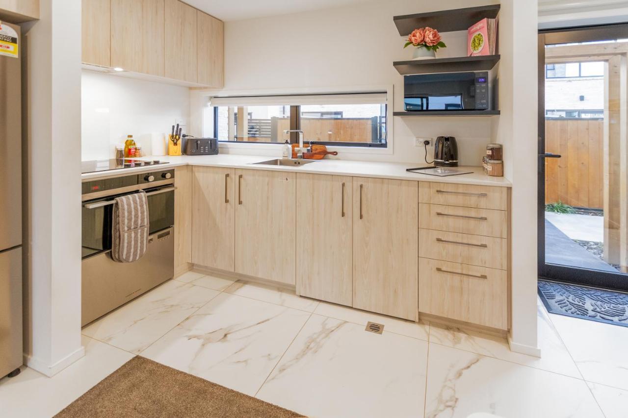 Апартаменты Vibrant City Abode - 2 Bed 2 Bath Крайстчёрч Экстерьер фото