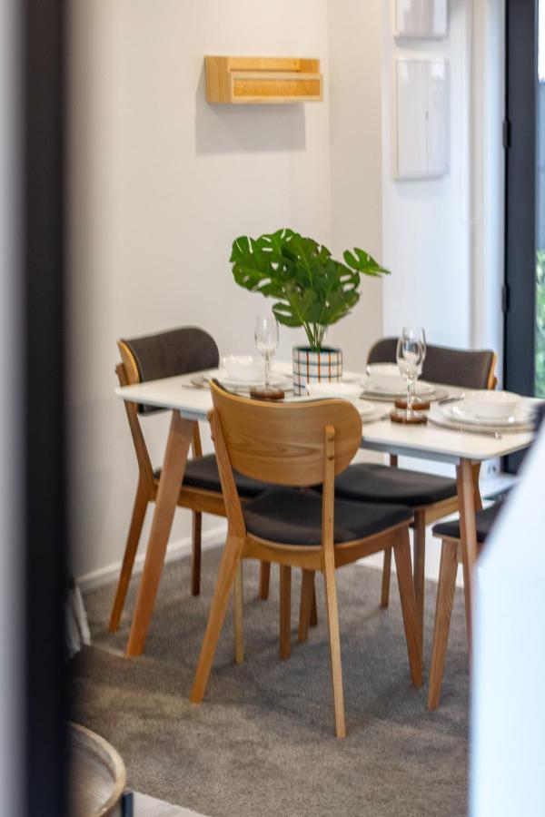 Апартаменты Vibrant City Abode - 2 Bed 2 Bath Крайстчёрч Экстерьер фото